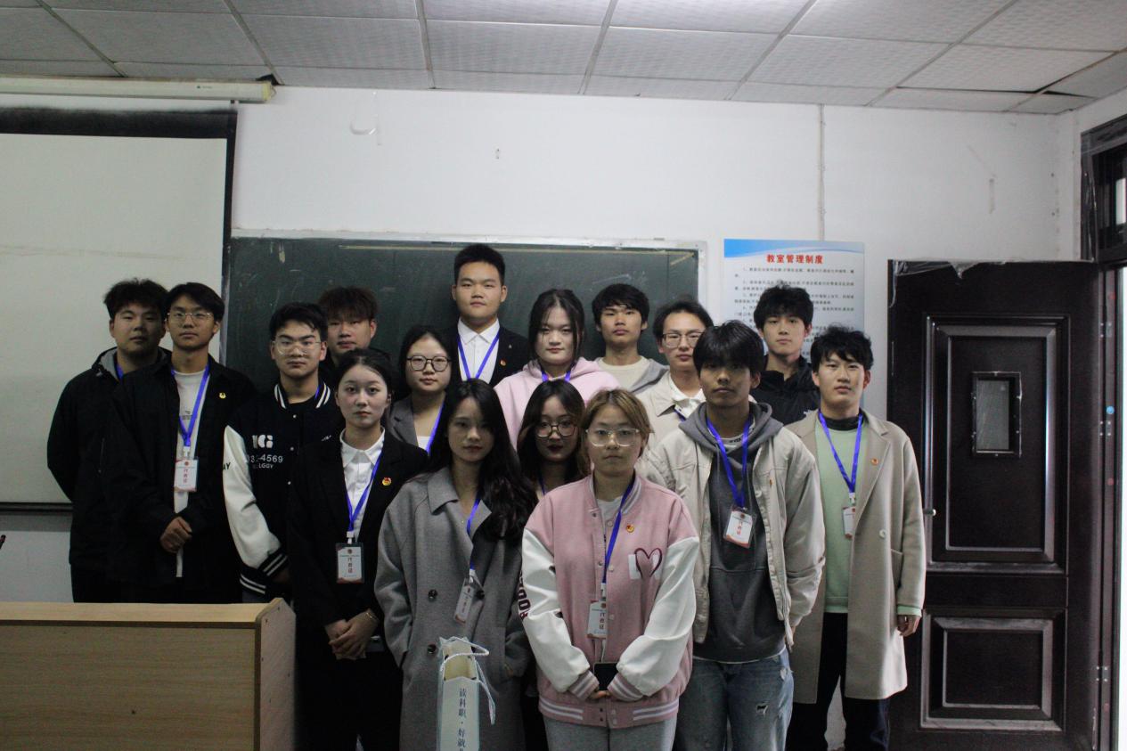 同心聚力学代会 逐梦青春向未来  ——我校第十二次学生代表大会胜利召开