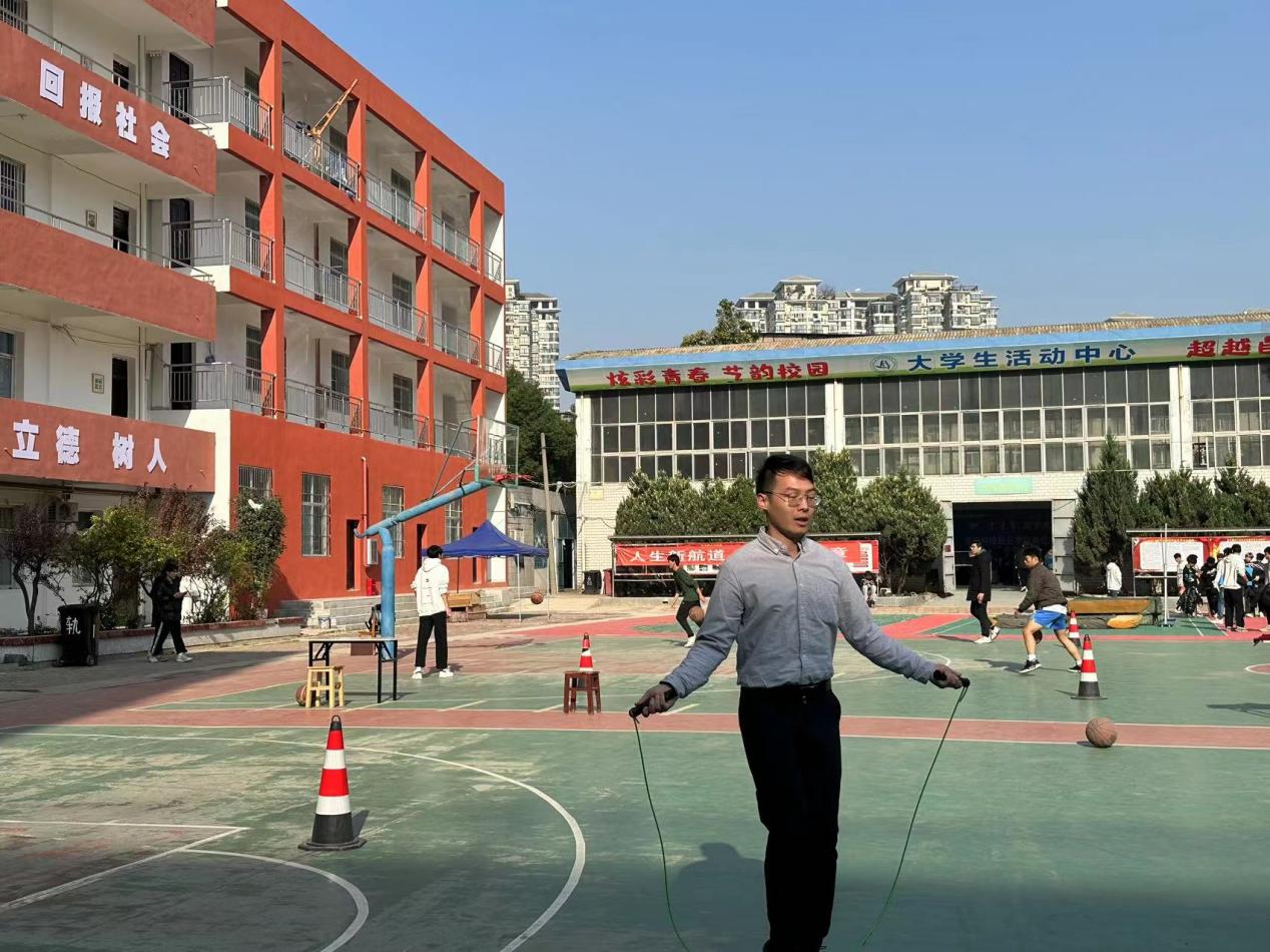 青春奋进新时代，运动逐梦向未来——2026世界杯官网2023年秋季运动会暨教职工运动会