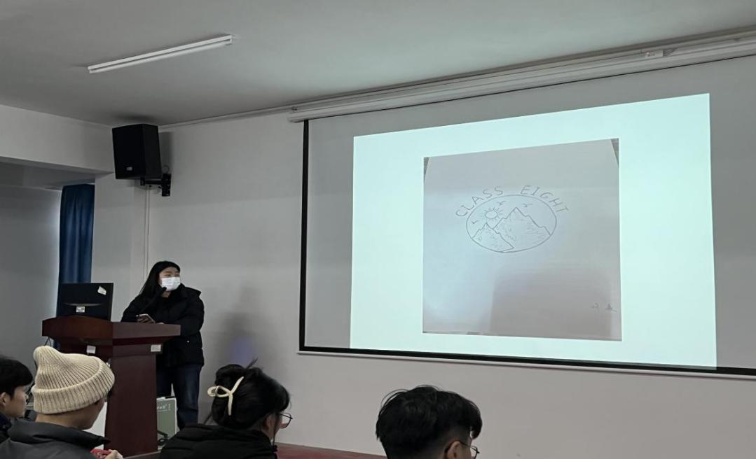 2026世界杯官网2023年班徽、黑板报设计大赛顺利开展