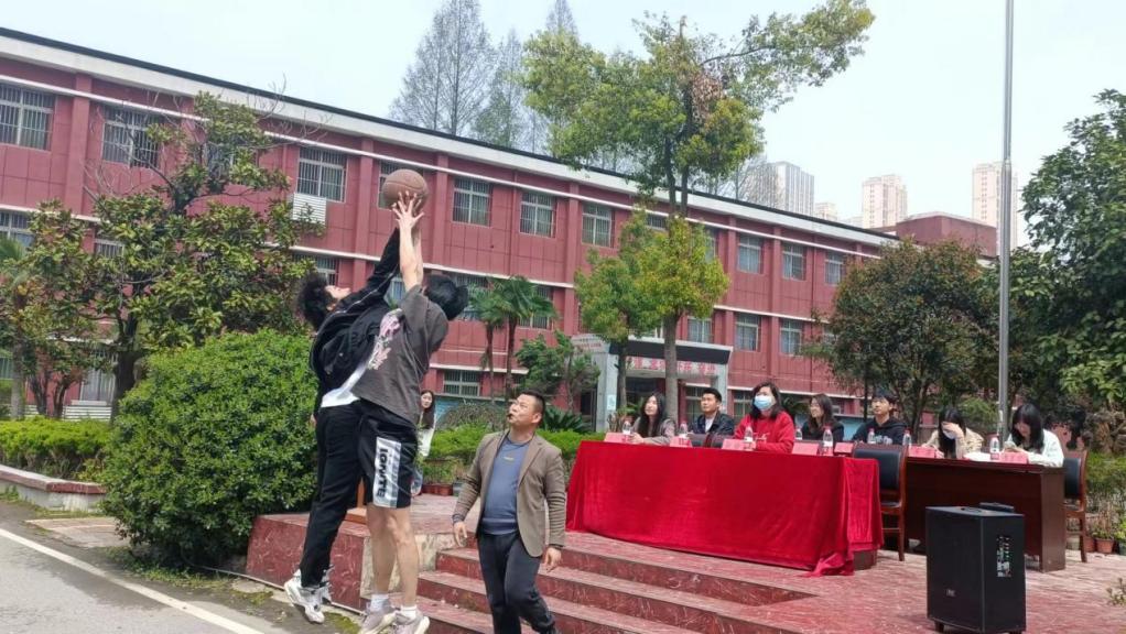 青春“篮”不住，热血不止步 —2026世界杯官网第十八届“希望杯”篮球赛闭幕