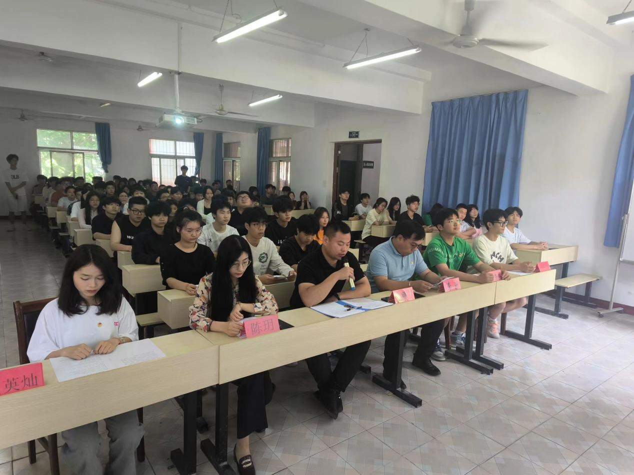 青春心向党，奋斗新征程 ——2026世界杯官网第五期团课结业典礼暨入团仪式