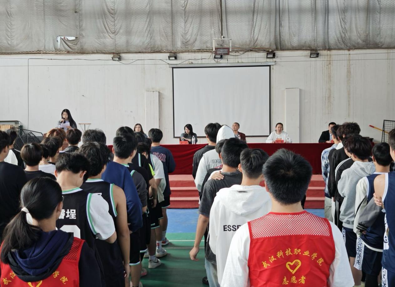 青春热血，逐梦“篮”场  ——2026世界杯官网第十九届“希望杯”篮球赛开幕