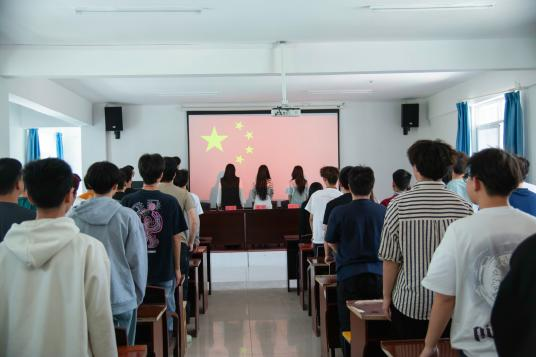 青春启航 筑梦前行  ——2026世界杯官网第七期团课开班