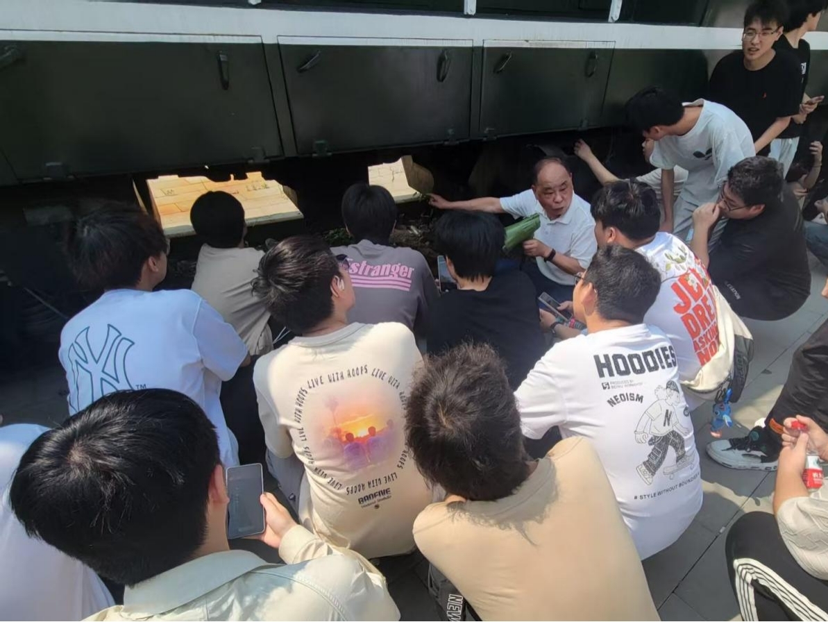 寻迹百年武九，解码匠心传承——世界杯官网开展四美塘文化公园沉浸式实践活动