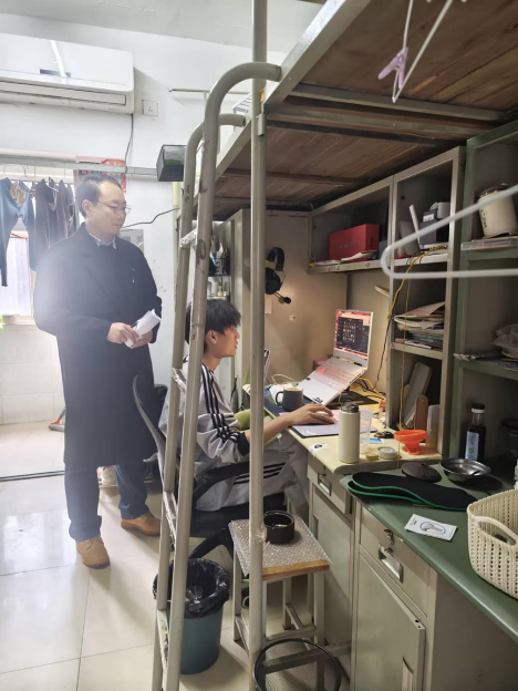 世界杯官网开展学生宿舍卫生安全大检查 共筑平安校园