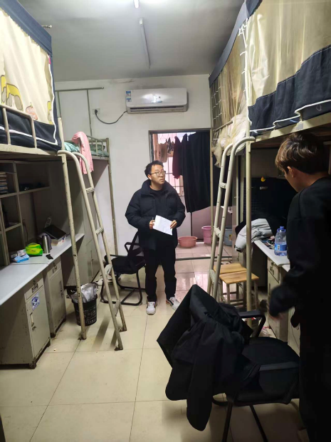 世界杯官网开展学生宿舍卫生安全大检查 共筑平安校园