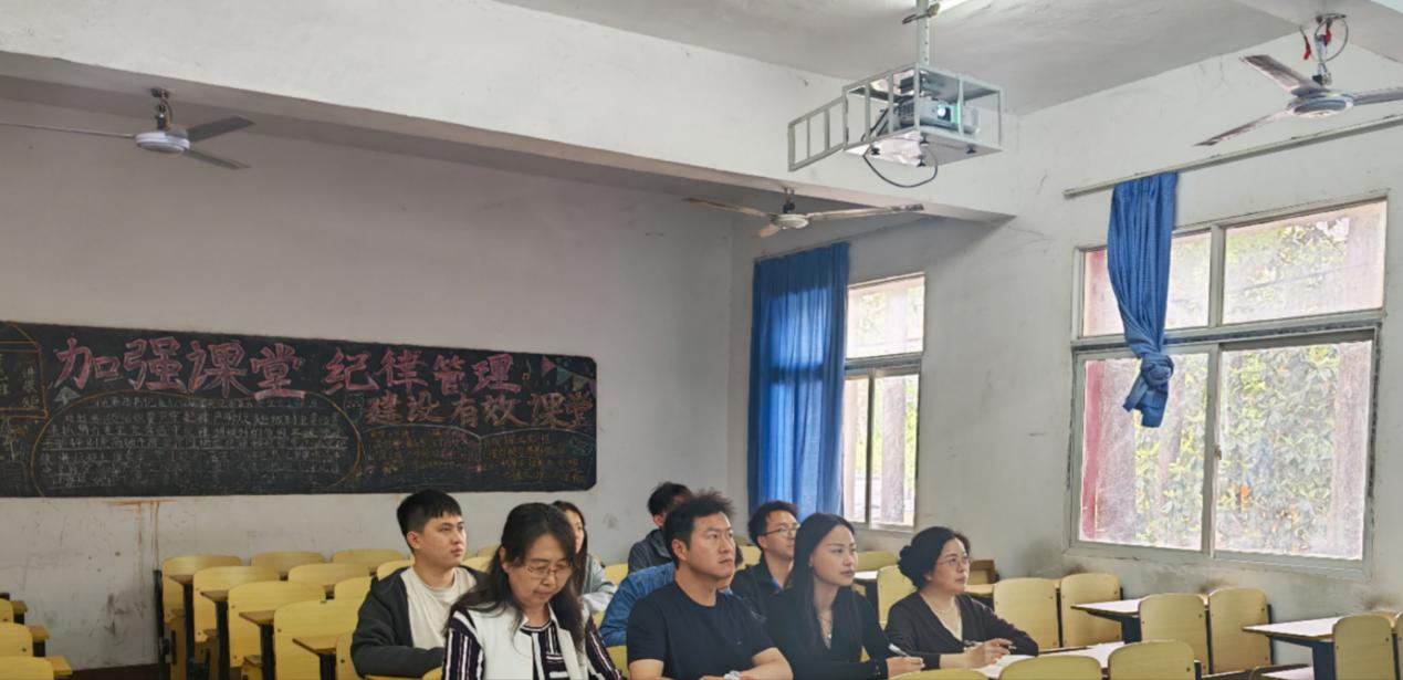 2026世界杯官网 举办全体辅导员心理危机干预能力进阶培训