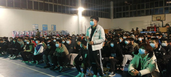 世界杯官网召开“优秀毕业生经验交流会”