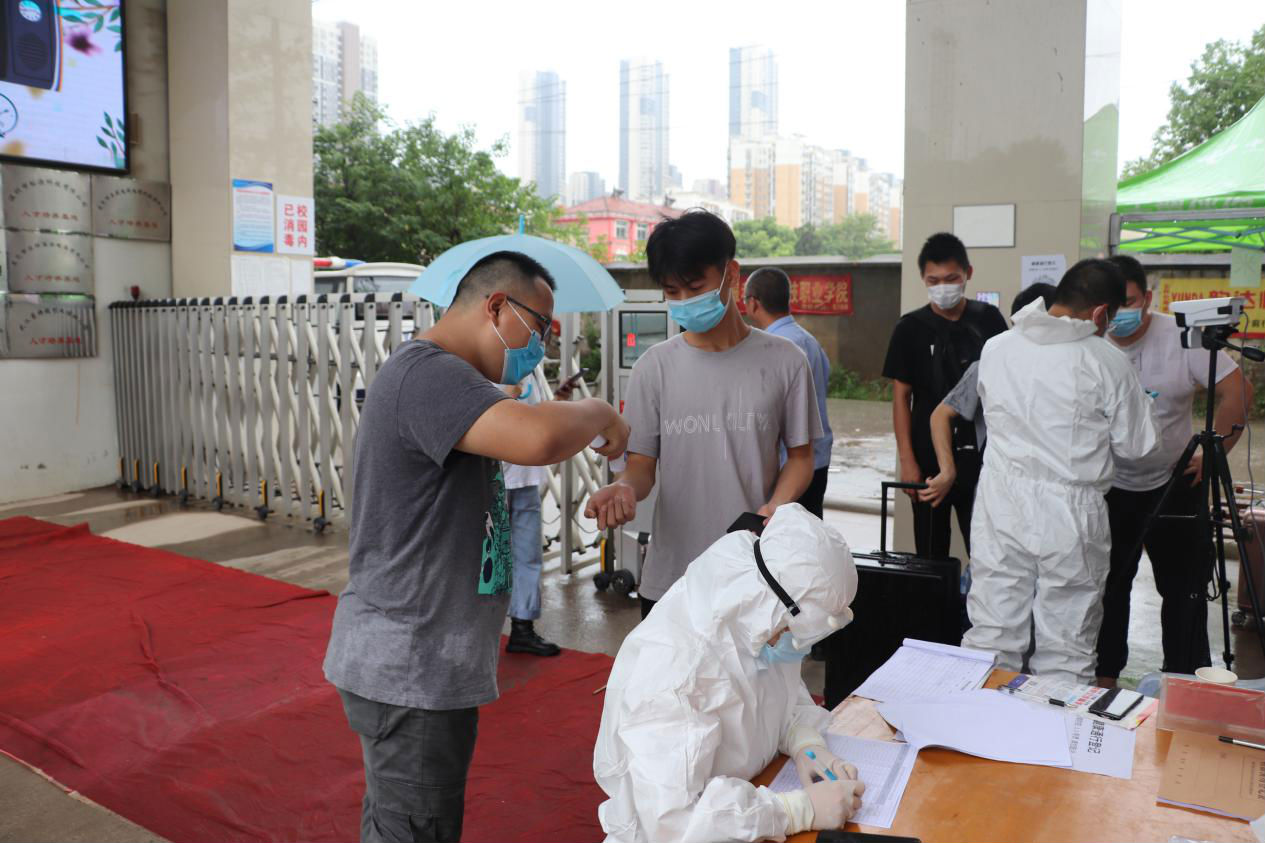 欢迎回家！2026世界杯官网迎来2020届首批毕业生返校