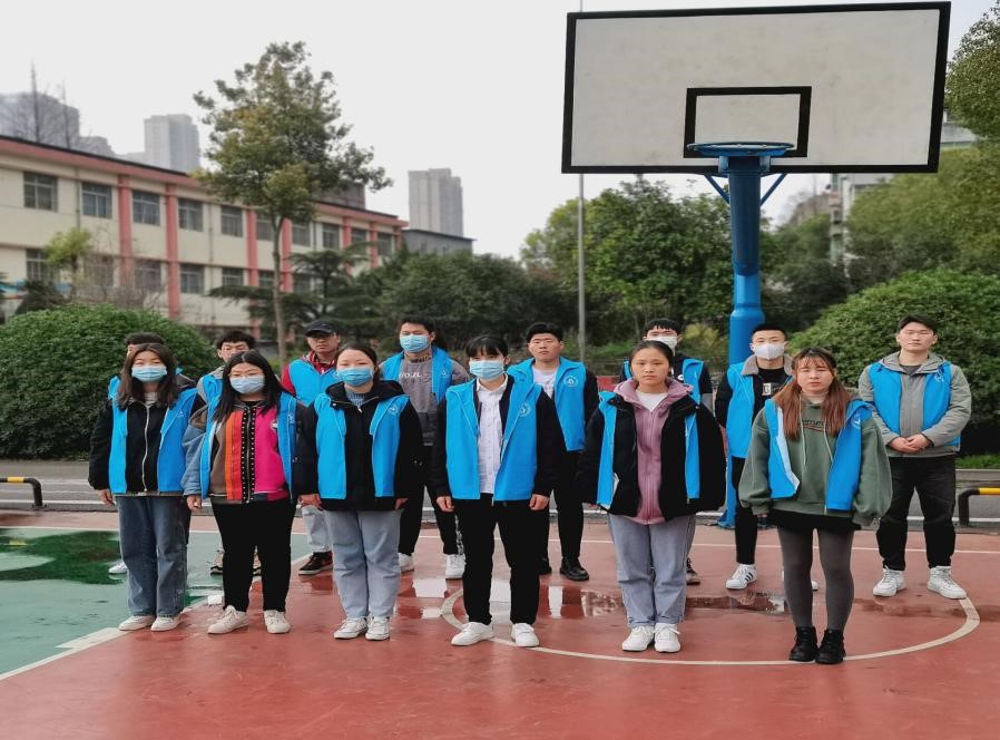 2026世界杯官网“雷锋月” 清扫校园志愿活动 2026世界杯官网“雷锋月” 清扫校园志愿活动