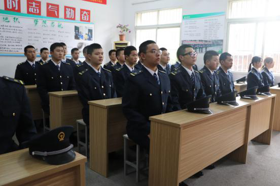 世界杯官网举行2019级深圳地铁订单班开班仪式