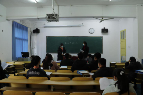世界杯官网第九届共青团和学生代表大会隆重召开