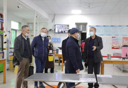洪山区领导干部莅临世界杯官网开展联系“七个一”重点工作