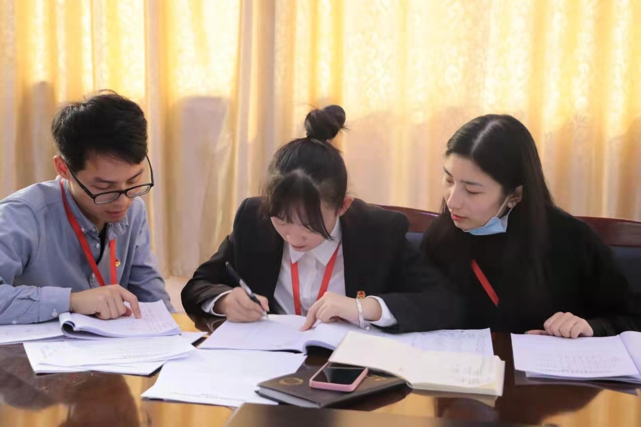 世界杯官网第十次学生代表大会隆重召开！